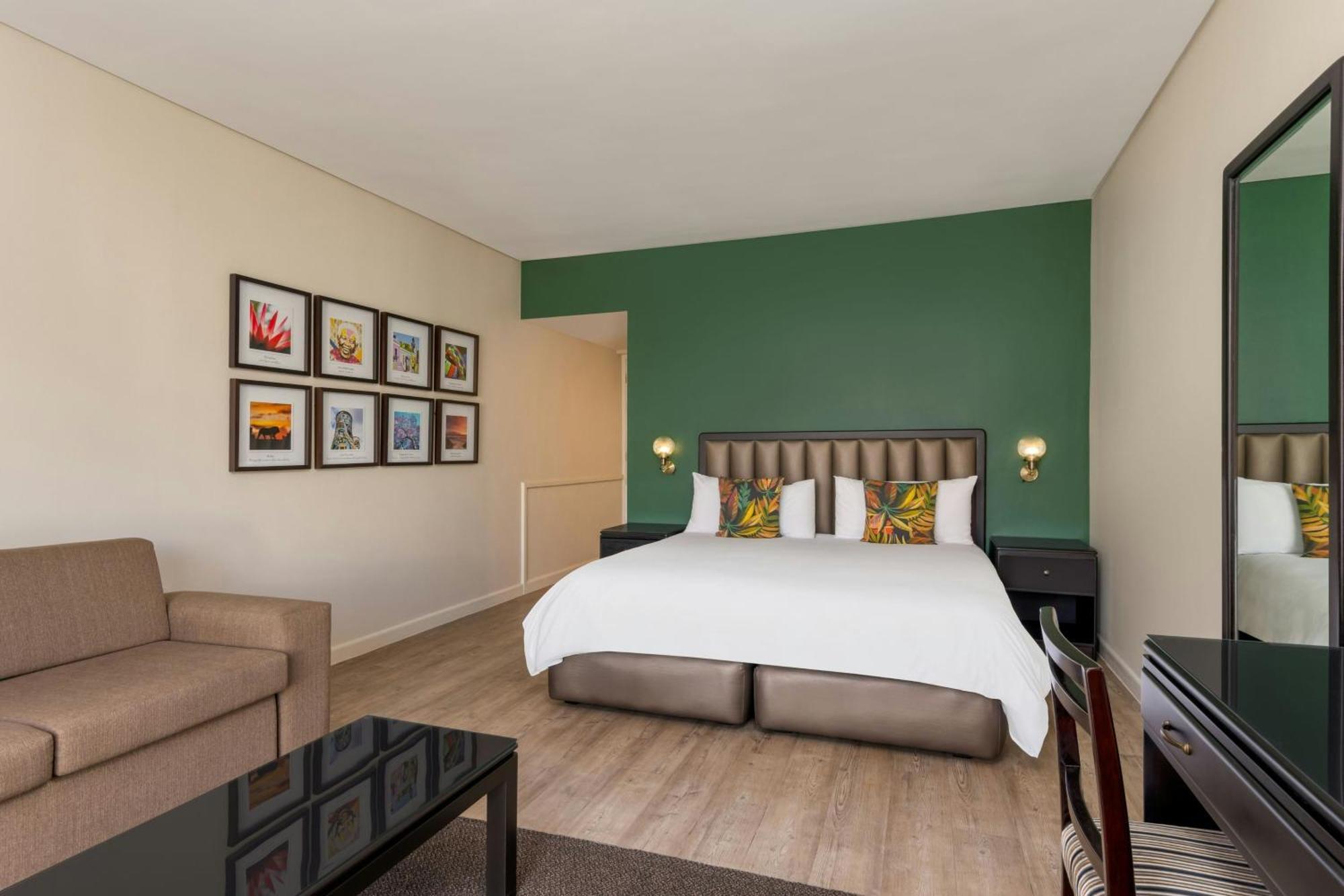 Lord Charles Hotel, Somerset West, A Tribute Portfolio Hotel 外观 照片